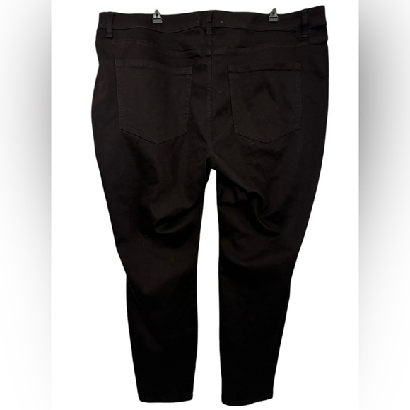 Lane Bryant Midrise Skinny Regular Fit Jeans - Picture 5 of 9